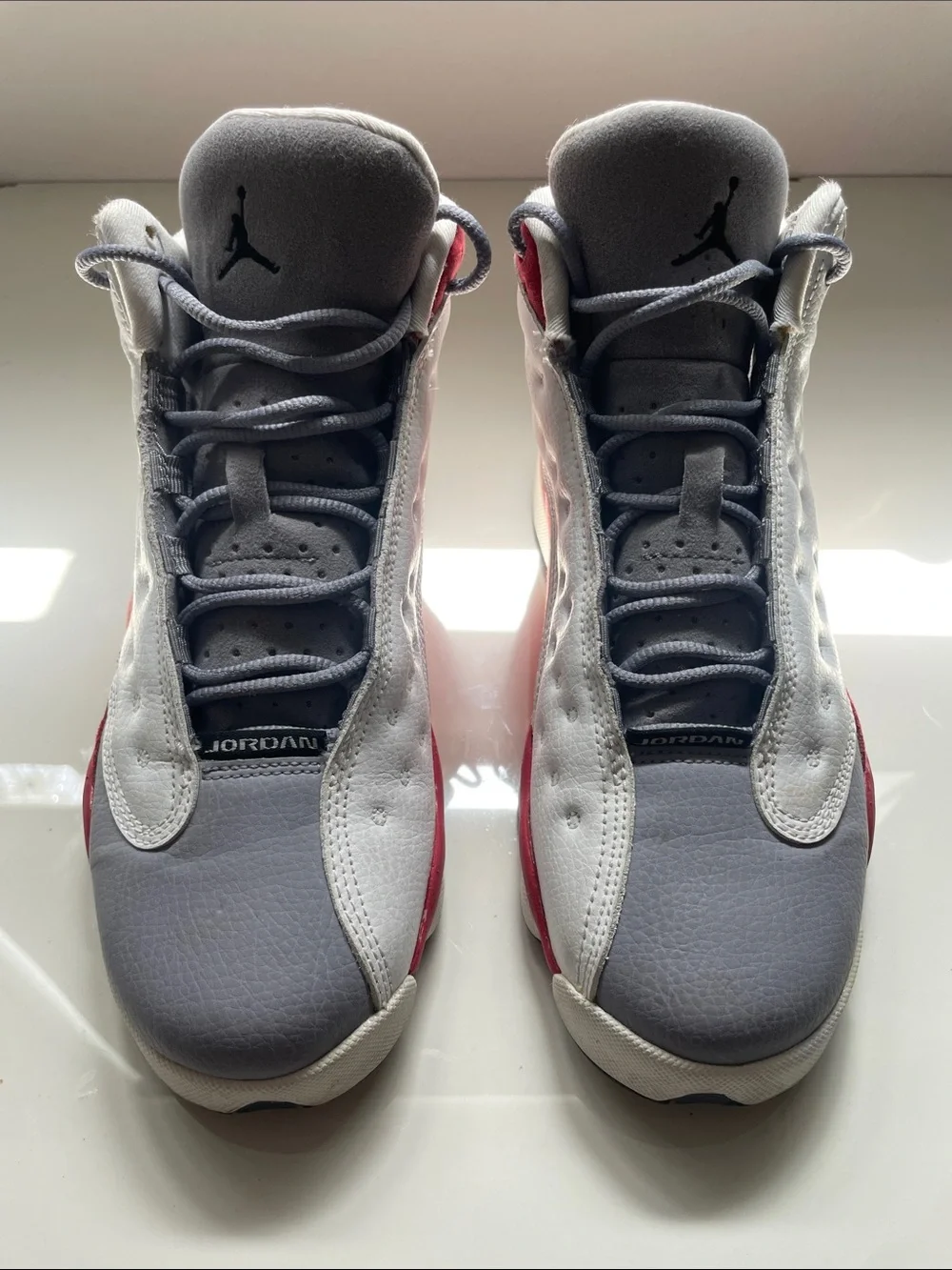 Jordan Kids Gray, White & Red Retro Sneakers 2014 sz 6 Y